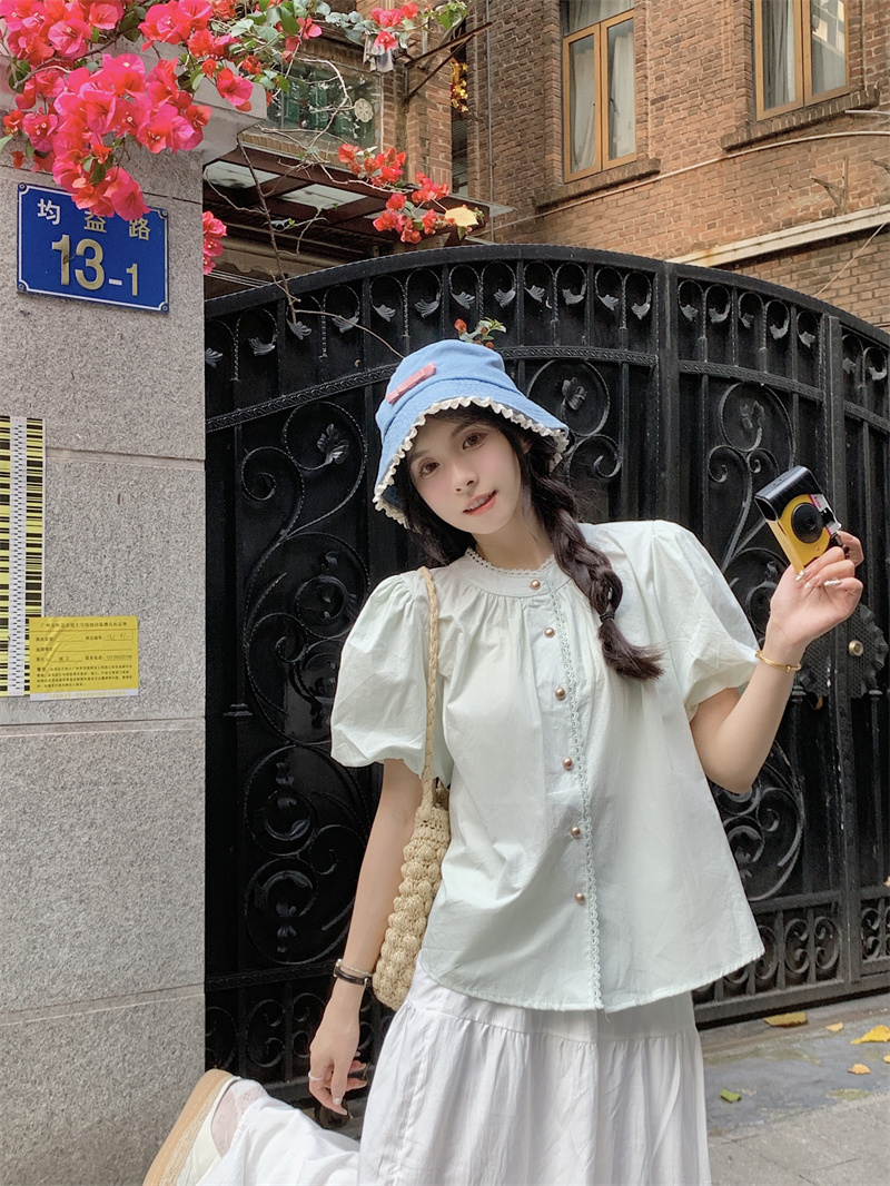 Actual shot ~ 2024 new Korean version versatile puff sleeve age-reducing lace short-sleeved shirt