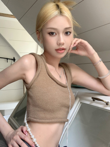 Real shot of sweet and spicy knitted camisole women's new summer style inner racer back sleeveless hot girl top
