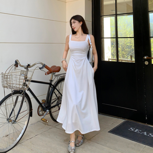 Actual shot~~French style waist-cinching, elegant and high-end solid color slimming high-waisted suspender dress