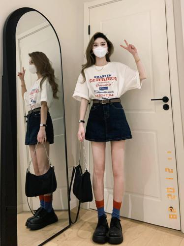 New style simple right shoulder round neck letter printed top ins petite short sleeve t-shirt + denim skirt suit