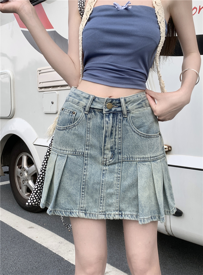 Actual shot ~ New hot girl pleated denim skirt for women, high waisted A-line slimming hip-hugging anti-exposure short skirt