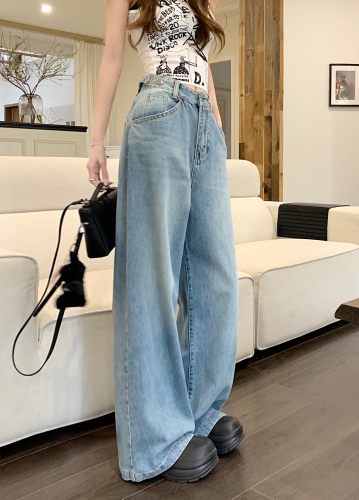 Real shot of versatile basic high-waisted adjustable wide-leg jeans for women