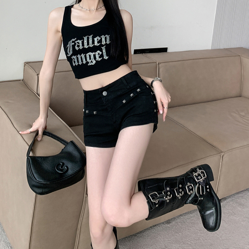 Real shot ~ Internet celebrity wears the same style of hot pants for hot girls, retro sexy low-waist hip-covering rivet denim shorts