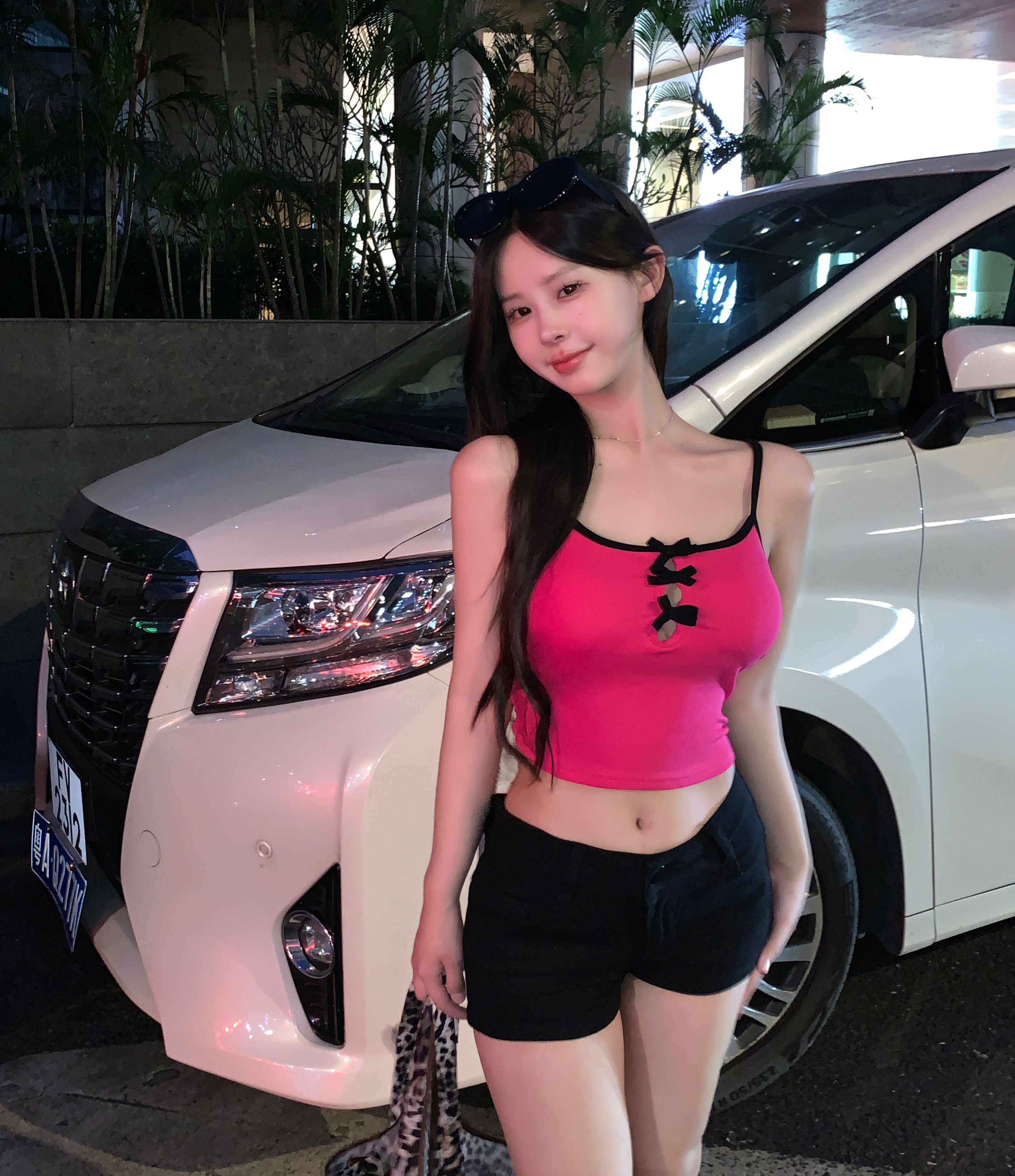 實拍~甜辣蝴蝶結外穿吊帶背心女純欲短款上衣帶胸墊