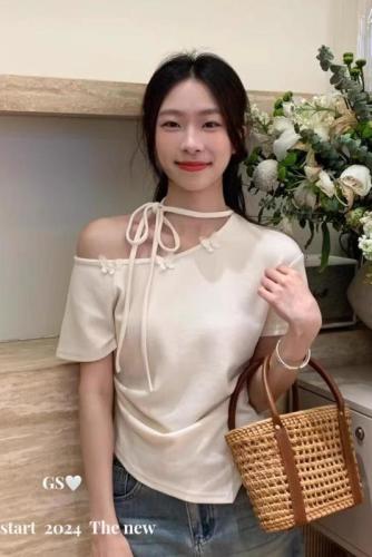 Tmall quality summer pure desire sweet and cool hot girl t-shirt 2024 new style chic design niche high waist short style