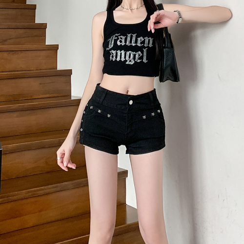Real shot ~ Internet celebrity wears the same style of hot pants for hot girls, retro sexy low-waist hip-covering rivet denim shorts