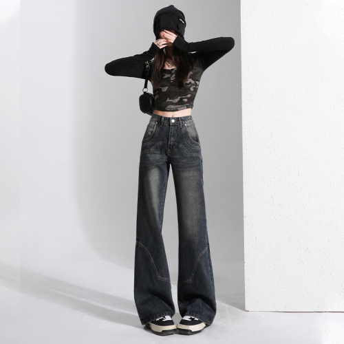 Actual shot of high-waist micro-flared jeans for women, new 2024 spring and summer American straight slimming and drapey floor-length pants