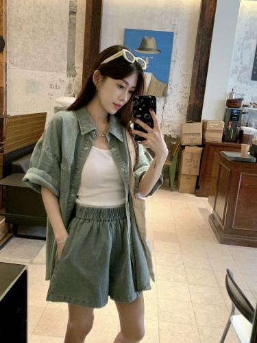 Actual shot of Korean Hong Kong style retro denim short-sleeved suit summer fashion casual thin wide-leg shorts two-piece set