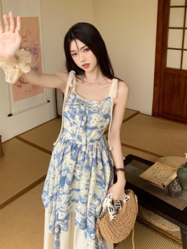 甜美森系油画碎花吊带连衣裙女夏季新款显瘦度假风拼接假两件裙子