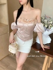 法式花邊一字肩抹胸短款上衣女小個子修身顯瘦2024年新款漂亮小衫