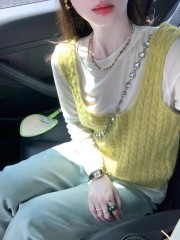 Stacked knitted vest vest I-shaped suspenders 2024 new spring short twist sweater tops for women