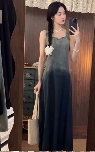 Gradient color denim camisole dress for women summer 2024 new style retro temperament rivet a-line long skirt