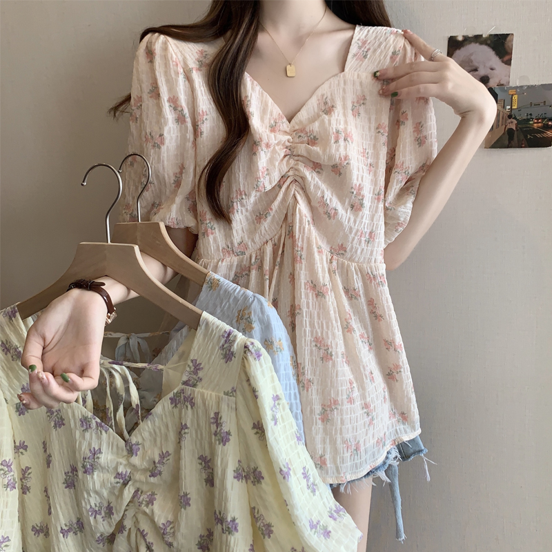 實拍大碼碎花襯衫女夏季2024新款韓版顯瘦設計感方領泡泡袖上衣潮
