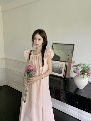 Real shot Korean style pleated dress with small flying sleeves