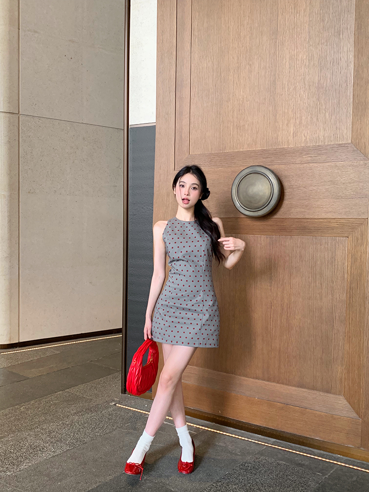 Real shot of retro miu polka dot dress, spring and summer women's waist vest dress, sleeveless short skirt