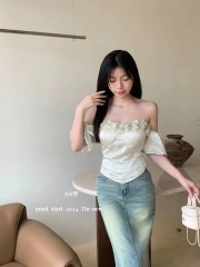 法式花邊一字肩抹胸短款上衣女小個子修身顯瘦2024年新款漂亮小衫