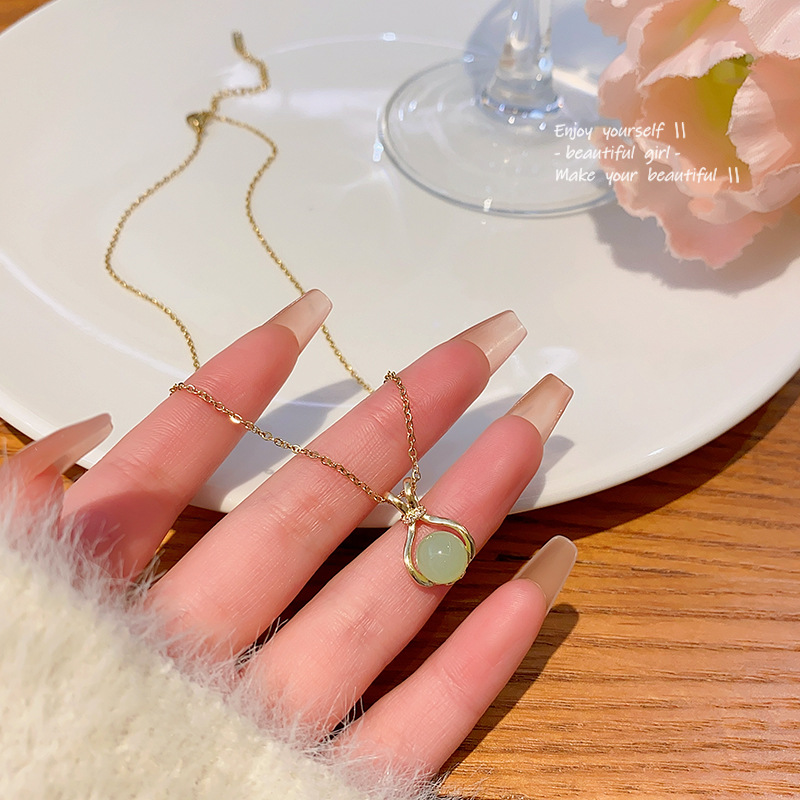 New Chinese style antique imitation Hetian jade lucky bag necklace for women light luxury niche versatile temperament titanium steel clavicle chain necklace