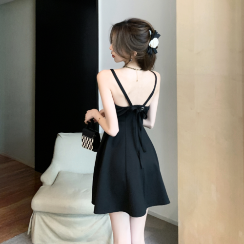 2023 new design pure lust dress feminine suspender skirt high-end slim little black dress