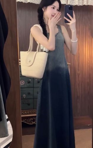 Gradient color denim camisole dress for women summer 2024 new style retro temperament rivet a-line long skirt