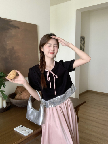 Actual shot of Korean style puff short-sleeved strappy top + elastic waist casual skirt suit