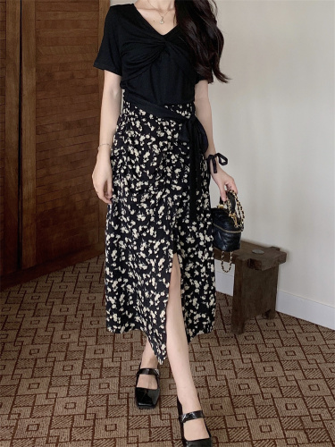 7712+7713 Real shot of large size chic short-sleeved top set floral chiffon skirt two-piece set