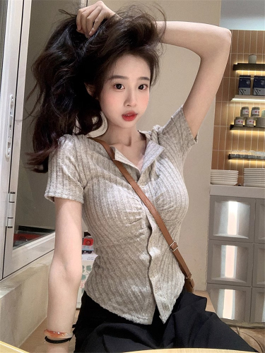 Designed pleated right-shoulder short-sleeved T-shirt for women in summer irregular slim-fitting short high-waisted top