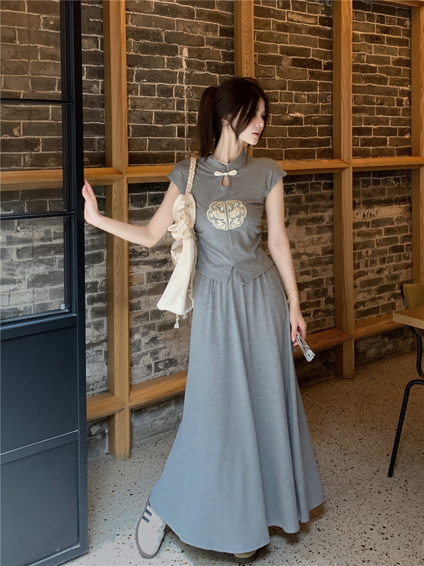 Actual shot of new Chinese embroidery printed flying sleeves slim top short-sleeved buttoned high-waisted skirt two-piece suit