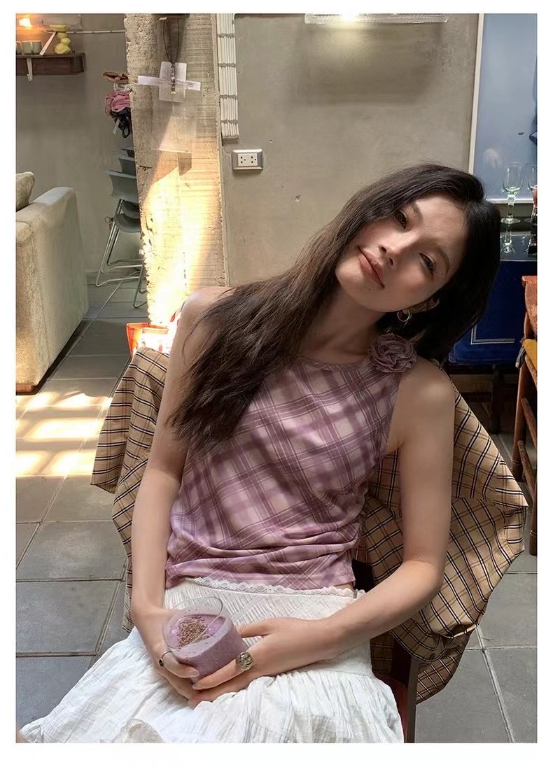 Hellooo Eat 粉色格紋背心2024春季韓版小眾設計感小花無袖上衣女