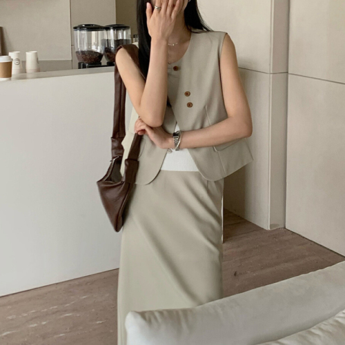 Korean version 2024 new summer style round neck design suit vest jacket + high waist elastic skirt two-piece set