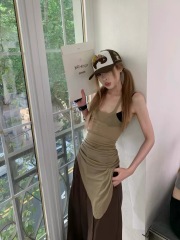 土沙灘透性感收腰緊身三色吊帶包臀不規則女上衣