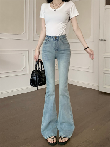 Actual shot of new summer high-waist butt-lifting, slim-fitting micro-flared stretch denim trousers for women
