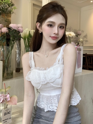 Actual shot of embroidered hollow crochet lace camisole for outer wear new style ruffled short top