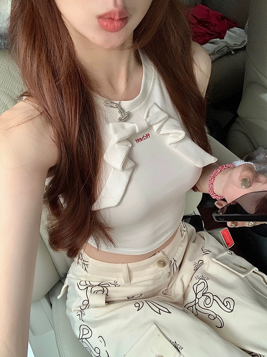 FFcheer Summer Vibe Cute Girl Stereo Bow Embroidered T-shirt with Cross Back Design, Unisex Summer Top