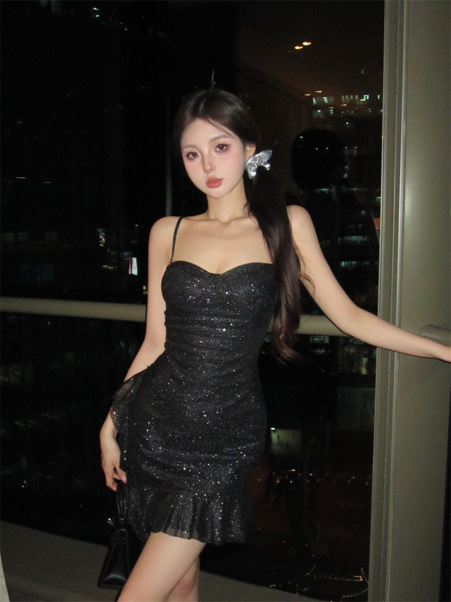 實拍~歐美辣妹亮閃閃吊帶裙女夏季性感純欲修身荷葉邊包臀裙