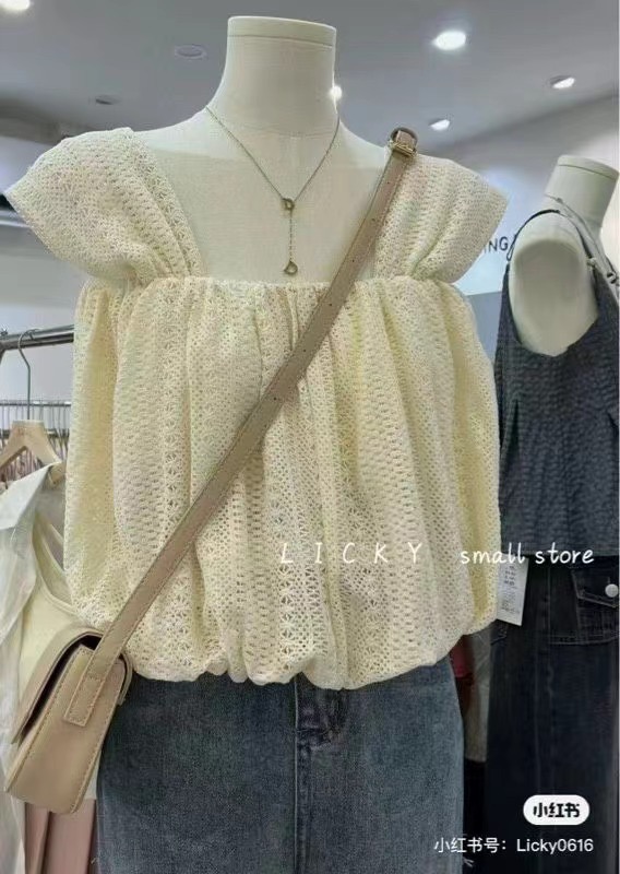 2024鏤空刺繡韓系背心女新款別致復古無袖溫柔氣質杏色方領上衣