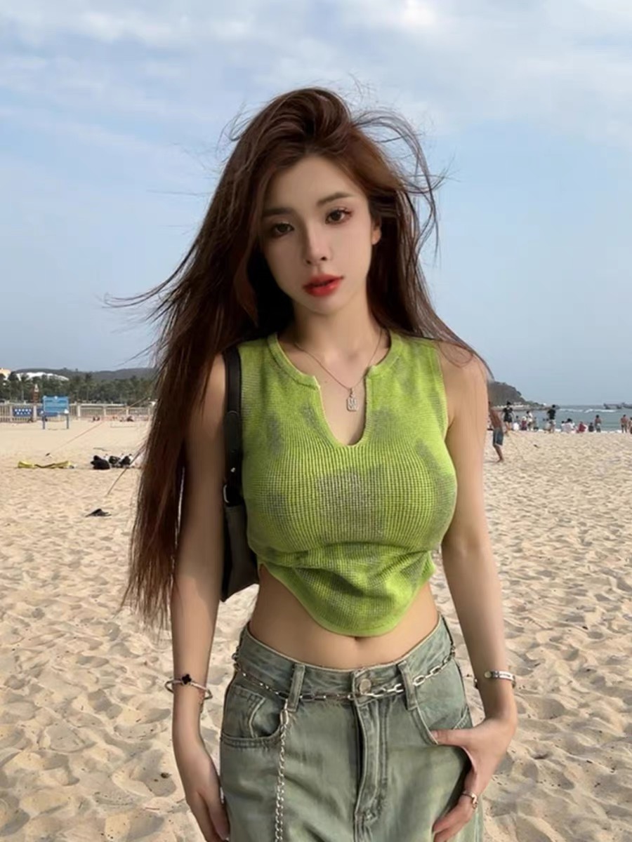 純欲性感V領塗色背心上衣女夏季新款辣妹短款露腰修身顯瘦打底衫