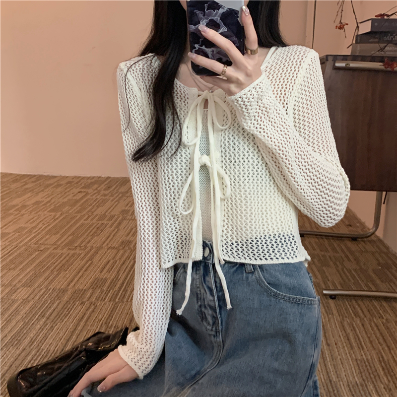 Actual shot of hollow lace thin sun protection blouse + camisole two-piece suit