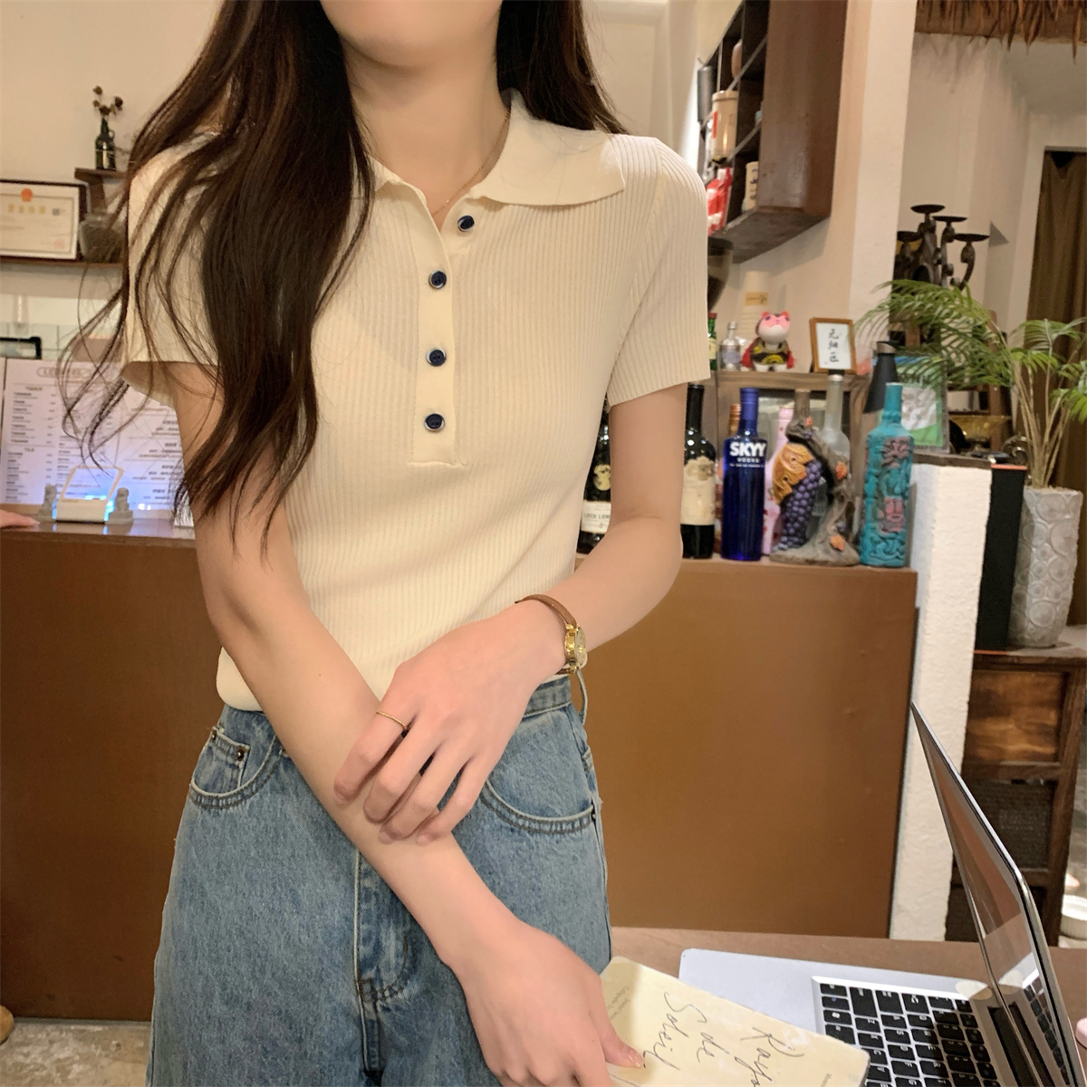 Actual shot of summer Korean-style temperament POLO collar button age-reducing design knitted short-sleeved top for women