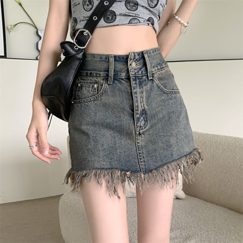Hong Kong style denim skirt for women summer 2024 retro washed denim A-line hip skirt tassel raw edge short skirt