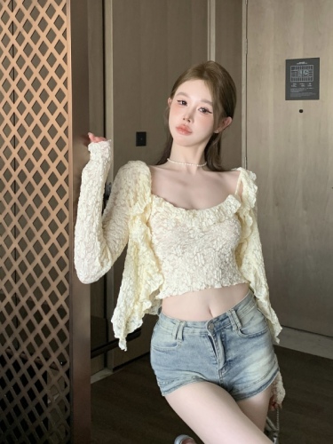 #realshot# Gentle French ruffled long-sleeved lace cardigan sun protection + short camisole two-piece set