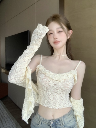 #realshot# Gentle French ruffled long-sleeved lace cardigan sun protection + short camisole two-piece set