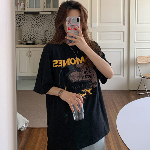 Actual shot of 2024 spring and summer new cartoon print loose casual short-sleeved T-shirt for women