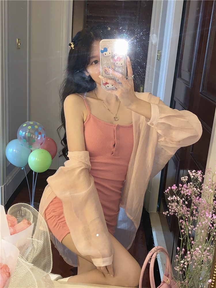 Actual shot~Loose, versatile, thin, slightly see-through solid color sunscreen shirt for women + irregular slim suspender skirt