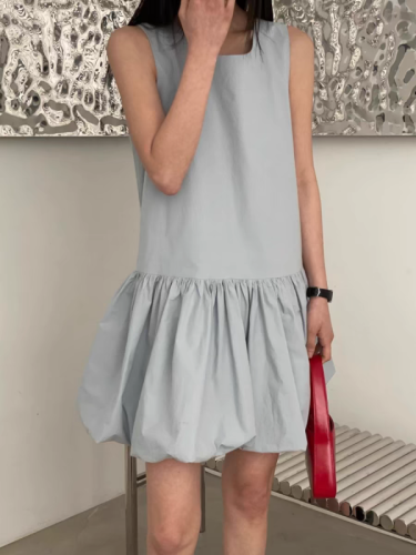 South Korea Dongdaemun 2024 early spring new style round neck solid color vest dress bud skirt dress