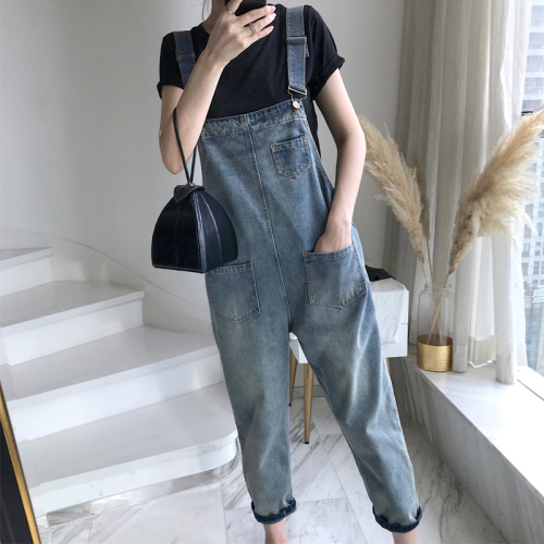 Internet celebrity denim overalls for women 2024 spring and summer new loose Korean style cat claw student monster cute nine-point pants