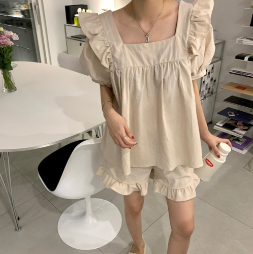 Original ready-made short-sleeved women's pajamas pullover square collar ruffled sweet princess style can be worn outside home clothes set