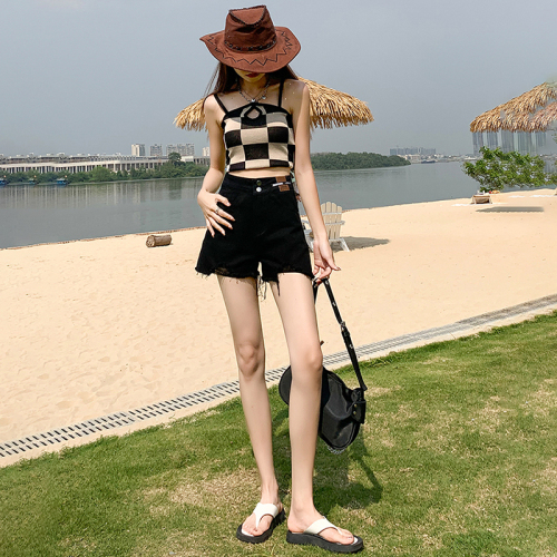 The king's crazy pants and hairy beard are retro!  ~High-waisted slim casual hot pants for women summer new A-line denim shorts
