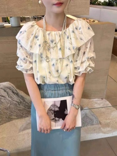 French sweet puff mid-sleeve floral shirt for women 2024 summer new fashion style one-line collar off-shoulder chiffon top