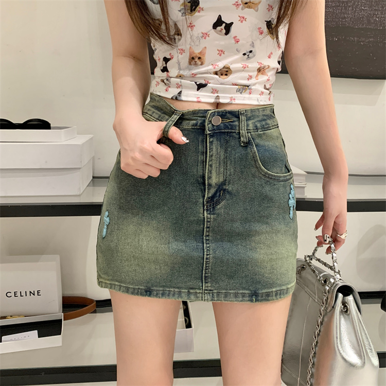 Actual shot of the new super spicy trendy niche retro washed and distressed gradient denim skirt pants