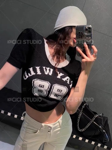 2024 spring and summer new style American hot girl letter jacquard short top women's slim round neck short-sleeved sweater